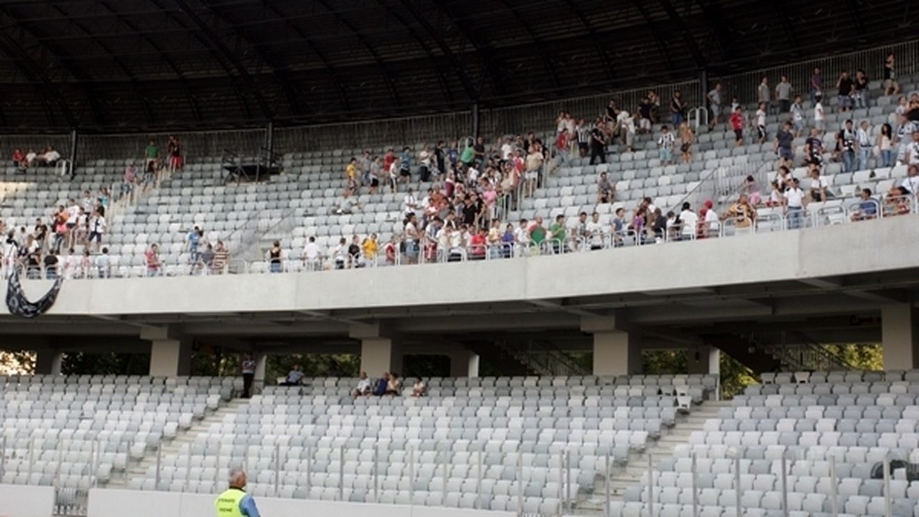 Stadion de milioane de euro, lăsat de izbeliște!** "U" se poate muta într-o săptămână! Unde ar putea juca echipa