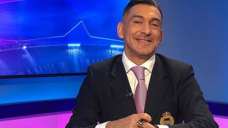 Ilie Dumitrescu s-a amuzat copios după o fază din FCSB - Gaz Metan. „Abia aștept comentariul lui Ion Crăciunescu!” | VIDEO
