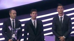 Mourinho: "Iniesta e mare, dar CR7 are tot dreptul să fie supărat pe anumite decizii"** Ce jucător l-a cucerit pe "Special": "Ar veni  și în pijamale la stadion"