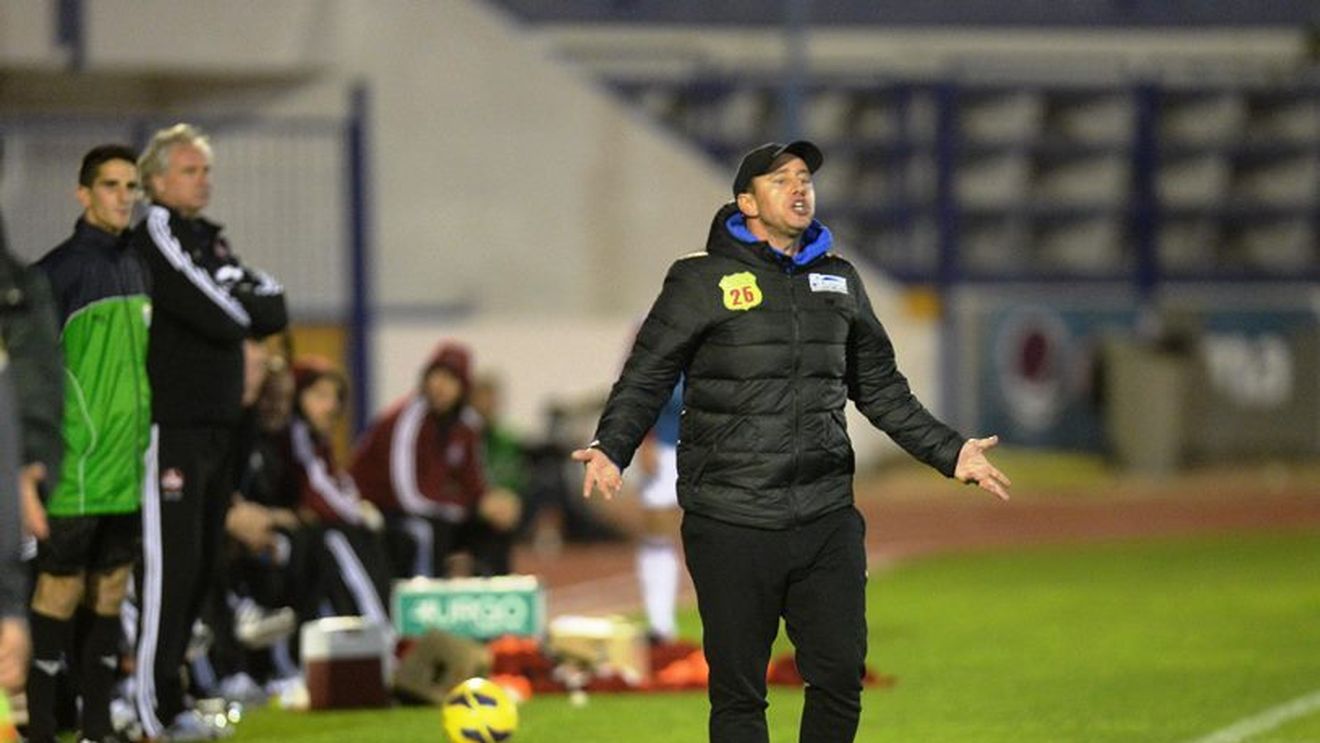 Reghe a luat foc și a răbufnit: "Ai DOUĂ‚ minute să intri în joc, altfel ieși!" Și-a pierdut răbdarea cu un stelist în meciul cu Lucerna! Cui i-a dat "ultimatum"