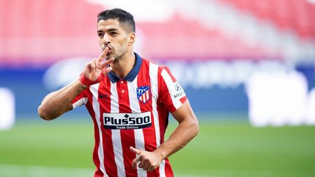 Luis Suarez, gafă uriașă în primul meci pentru Atletico! Cum putea să strice debutul de vis + A fost salvat de un coleg | FOTO