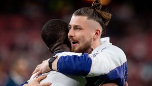 Radu Drăgușin e tot mai aproape de marea revenire. Antrenorul lui Tottenham a dat vestea