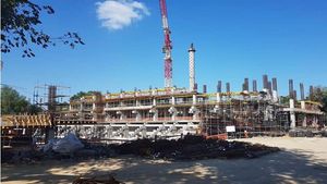 Patinoarul Mihai Flamaropol prinde din nou viață! „Vestea bună este că avem variante pentru continuarea şantierului"