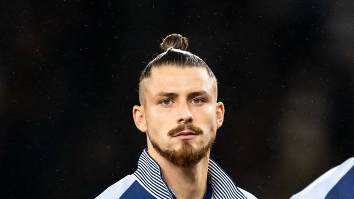 Radu Drăguşin, transferul cu care Conte vrea să ia titlul cu Napoli! Aşteaptă decizia finală a lui Tottenham