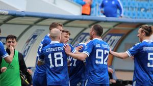 ”FC U” Craiova se poate desprinde în fruntea play-off-ului Ligii 2. Eugen Trică e însă prudent: ”Dunărea se mobilizează foarte bine. E în cărți pentru locurile promovabile”