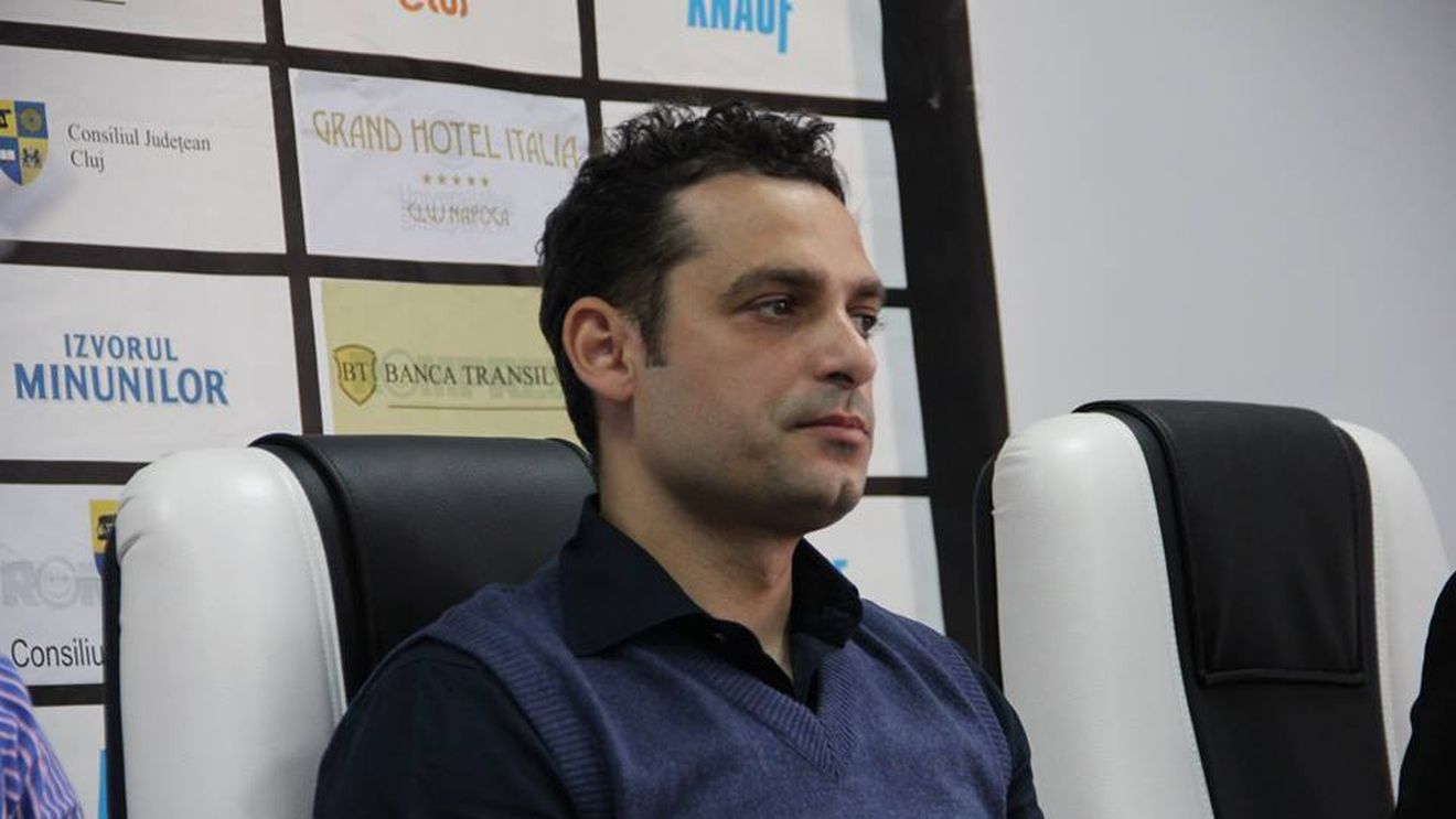 Antrenorul lui "U", Mihai Teja: "Sper să-l bat pe Hagi. Walter vrea să salveze echipa"