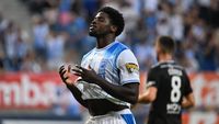 Reacția lui Nsimba când reporterul TV l-a comparat cu Mbappe și l-a întrebat dacă este „Dictatorul Craiovei”
