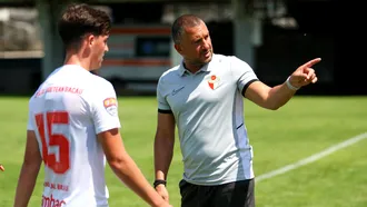 FC Bacău, misiune complicată la Reșița, pe terenul unei echipe cu procentaj de 100 la sută pe teren propriu. Costel Enache: ”Nu mă așteptam la o echipă nouă să fie așa de performantă”