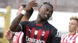 AC Milan îi cere 175.000.000 de euro lui PSG pentru Rafa Leao, fotbalistul pe care șeicii îl văd înlocuitorul perfect pentru Kylian Mbappe