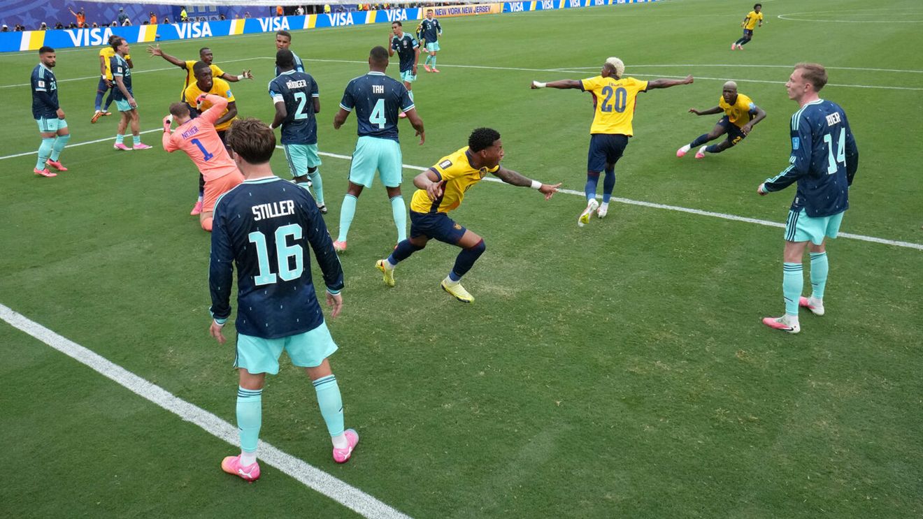 EROUL din Germania – Ecuador 1-2, discurs-manifest după calificarea neașteptată: „Am venit cu foame. Credem în Dumnezeu, El ne-a dat totul”