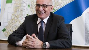 Marius Stan revine în politică şi va candida pentru un nou mandat ca primar al oraşului Galaţi. Are sau nu Petrolul de suferit?