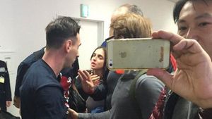 Messi, scuipat și insultat de fani ai echipei River Plate la aeroportul din Tokyo