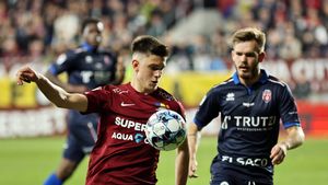 Rapid, sfătuită să investească banii luați pe Rareș Ilie. „Devine una dintre principalele favorite la titlu!” | VIDEO EXCLUSIV ProSport LIVE