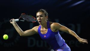 Halep, de 10: "A eliberat furtuna pe teren". Românca se teme de Pliskova, dar are toate armele să o învingă: "Voi încerca să joc așa"