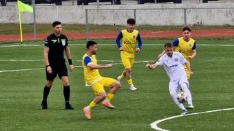 Corona Brașov, pas de defilare spre Liga 3. Derby-ul cu principala sa contracandidată a fost arbitrat de centralul FIFA Marian Barbu, la nici 24 de ore după ce fluierase FCSB – UTA 1-0