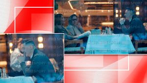 Primele imagini cu Mirel Rădoi după ce l-a sunat Gigi Becali să-l aducă manager general la FCSB! Și-a scos familia la restaurant pentru a lua marea decizie