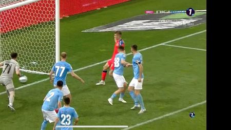 Florin Tănase, gol contestat de FC Voluntari. „Decarul” lui FCSB a ajuns la 20 de reușite în sezonul 2021 - 2022 din Liga 1