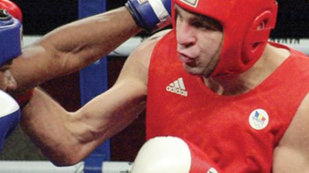 Ionuț Gheorghe, un deget luxat