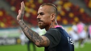 Transferul a picat: „Gigi Becali l-a făcut praf pe Alibec”