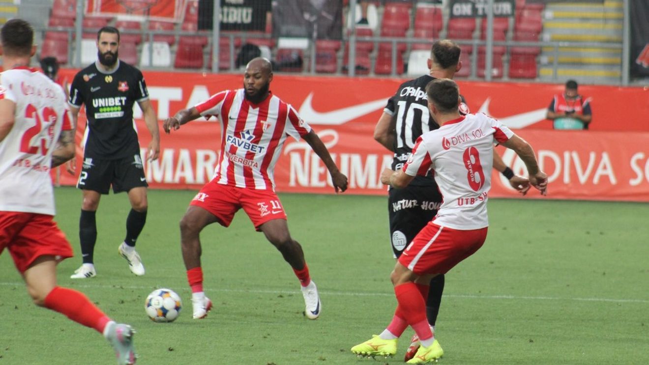 Mesajul lui Hakim Abdallah pentru dinamoviști, după debutul cu „assist" la UTA: „E bine să mergi acolo unde ești dorit și apreciat!"