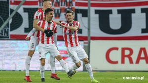 INTERVIU | "New Dinamo" rămâne un proiect, "New Hanca" e o certitudine. Cum s-a reinventat în Polonia, discuția purtată pe aeroport cu Mihai Răduț și un mesaj pentru fosta echipă: "Nea Mircea e singurul care poate să ajute"