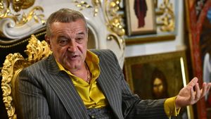 Out o echipă întreagă de la FCSB! Gigi Becali a dat ordinul