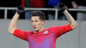 SMS-ul care l-a făcut pe Giovani să exclame: "Ai dracu' sunt, bă, oltenii ăștia!"** UITE ce i-a scris Mihai Costea de Crăciun