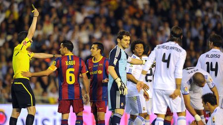 Liga spaniolă a schimbat data de disputare a "El Clasico": Suarez "se califică" la limită pentru derby