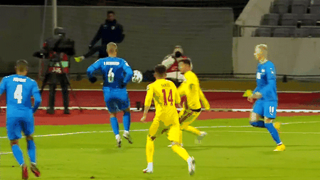 România a mai cerut un penalty cu Islanda! Faza care a spulberat visul tricolorilor