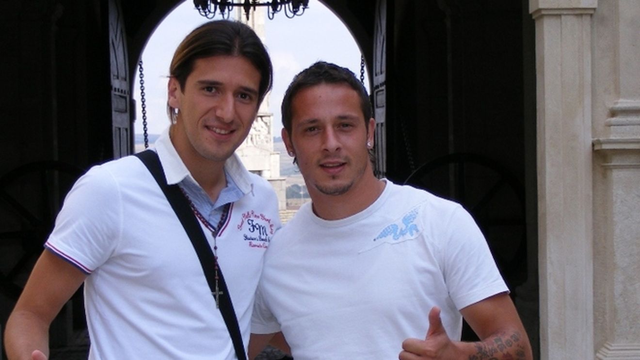 Vujadinovic, trimis la vraci!