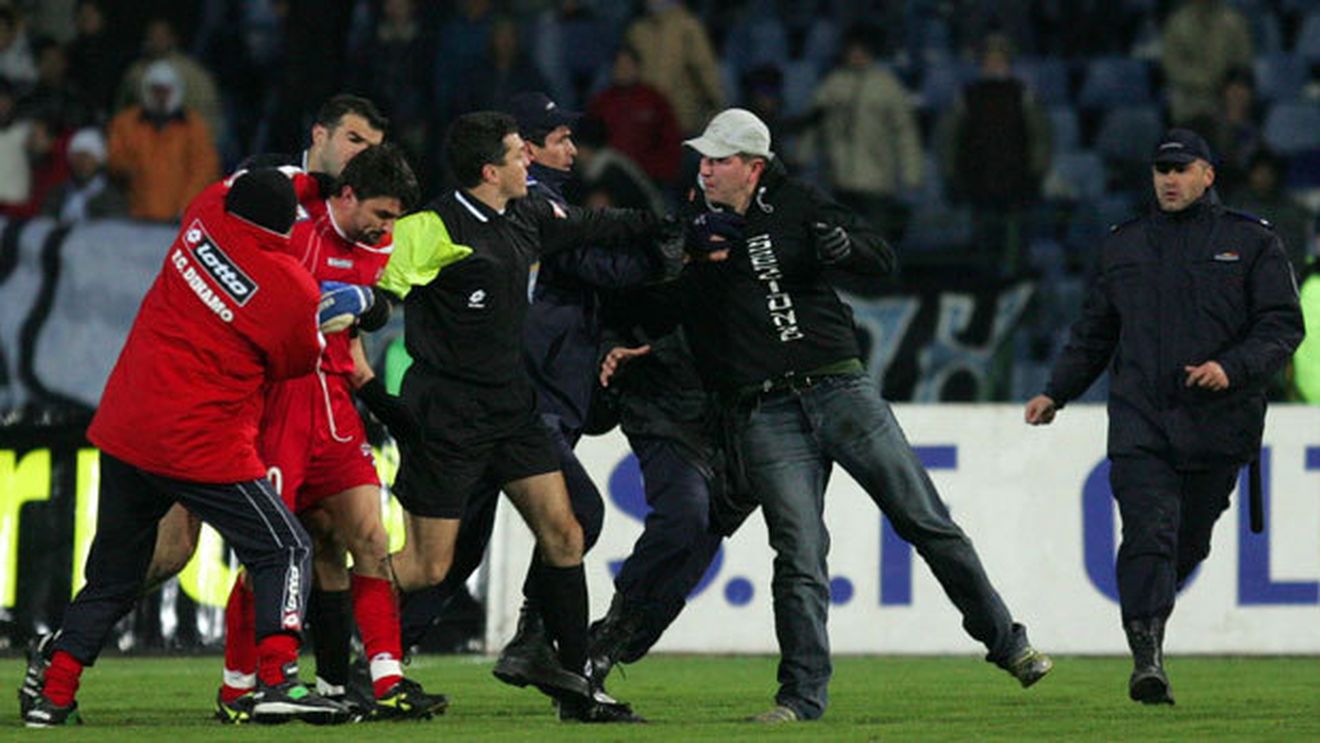 Ultrașii blamează acțiunea fanului petrolist care l-a lovit grav pe Galamaz!** Vezi ce zice olteanul Poștașu' de cel care l-a "detronat"