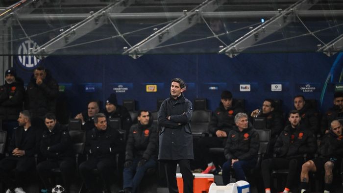 „Chivu, dă-l afară imediat!”. Fanii Interului s-au năpustit cu furie, iar eliminarea din Liga Campionilor e greu de digerat