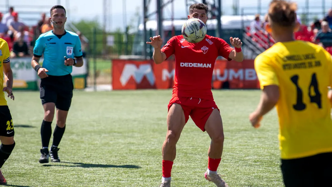 Romario Moise vrea ca FC Bacău să fie revelația Ligii 2: ”Îmi doresc să revin la nivelul la care am fost.” Echipele pe care le vede favorite la promovare