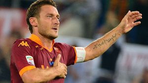 Fotbalul va fi mai sărac! Francesco Totti a anunțat momentul retragerii: "E ultimul tricou al Romei pe care îl îmbrac!"