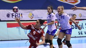 SCM Rm. Vâlcea a început „cursa supraviețuirii” cu o victorie! Câte jucătoare a avut Florentin Pera la partida cu CSM Slatina. Rezultatele Etapei a 2-a în Liga Florilor