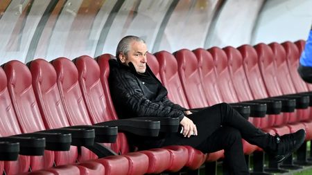 Bernd Storck, acuzații grave la adresa arbitrajului după Sepsi - Farul 1-1: „E gol clar!”. Neamțul cere de urgență modificări la sistemul VAR: „Trebuie să mai investească în el”