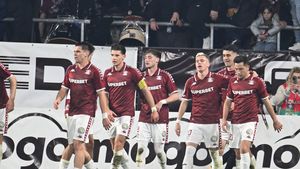 Alex Pașcanu, reacție halucinantă împotriva rivalilor după Rapid - Dinamo: „Arbitrajul a fost bun. Să o ia ca bărbații, degeaba se plâng”