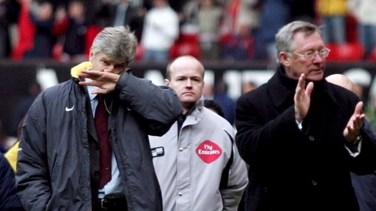 Wenger i-a pregătit o "surpriză" lui Ferguson!** Ce clauză specială are Van Persie dacă vrea să meargă la Man. United