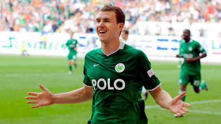 Edin Dzeko, cel mai bun jucător din Bundesliga În 2008-2009