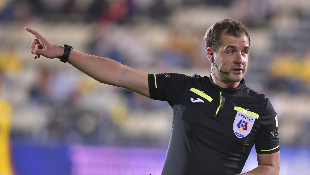 „Eu îl acuz pe ăsta că a făcut tâmpenii”. A cerut scoaterea lui din arbitraj, după gafa din FCSB - Dinamo