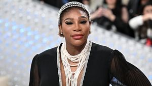 Imagini incredibile cu Serena Williams! A decis să meargă la SPA cu o amică şi s-a filmat dezbrăcată, la masaj