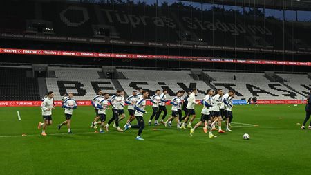 Ce scoruri au prezis CHATGPT și GEMINI pentru Turcia - România