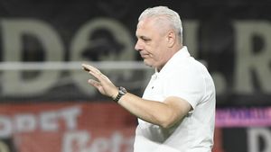 „E o idioțenie”. Marius Șumudică a răbufnit când a fost întrebat dacă Omrani e gras