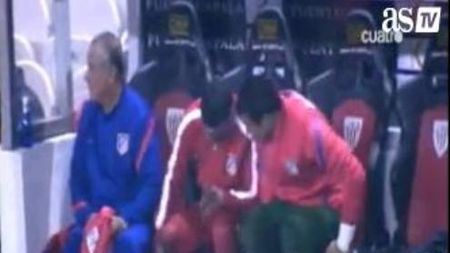 VIDEO A fost mai "disciplinat" decât Fl. Costea?** Reyes și-a înjurat antrenorul în momentul schimbării, dar a rămas pe bancă!