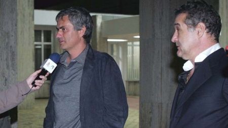 Valiza 'romena', în Serie A!** Mourinho: "Roma poate motiva Siena!"