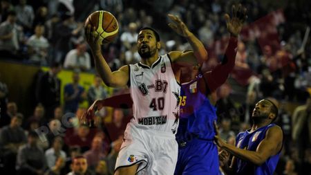 FOTO "U" Mobitelco a câștigat derbyul cu Sibiu într-o atmosferă fantastică