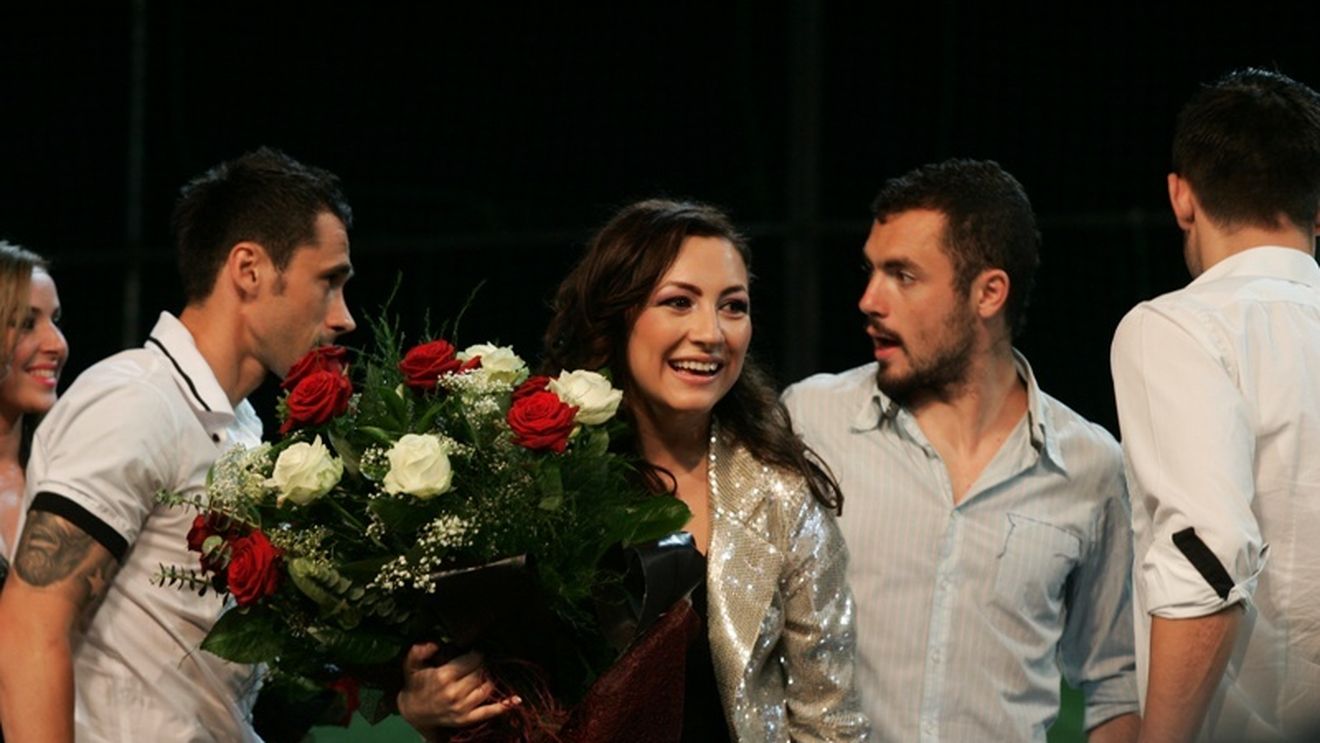 Andra va cânta imnul național înaintea meciului Bute-Mendy