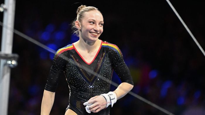 Ana Bărbosu e fenomenală! A luat argintul la bârnă la Europenele de la Leipzig