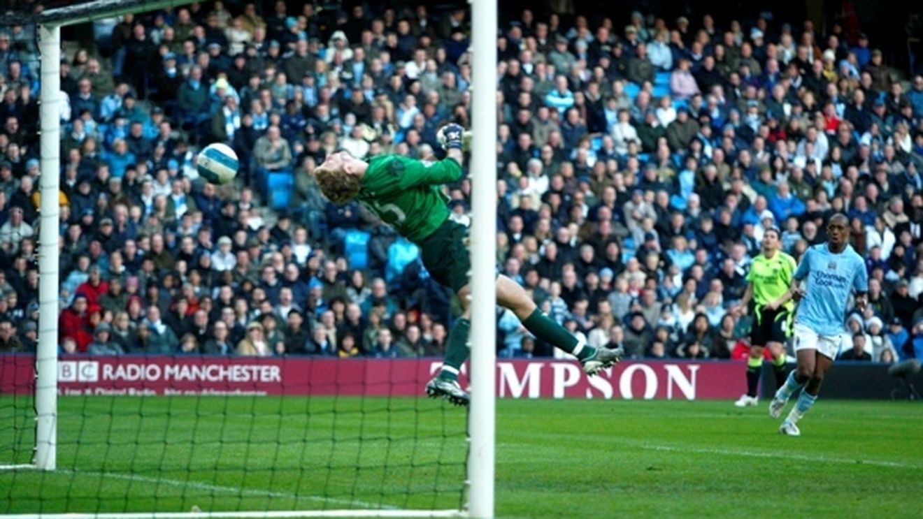 O șansă în plus pentru "Panti"!** Un fost portar de legendă al lui City se teme:** "Îmi place Joe Hart, dar el poate crea multe probleme echipei"