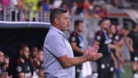 Ce a făcut Marius Baciu în pauza de hidratare: Florin Tănase şi Tavi Popescu, „clienții” antrenorului FCSB